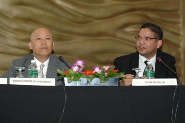 281584_10151308451528185_1663542655_n